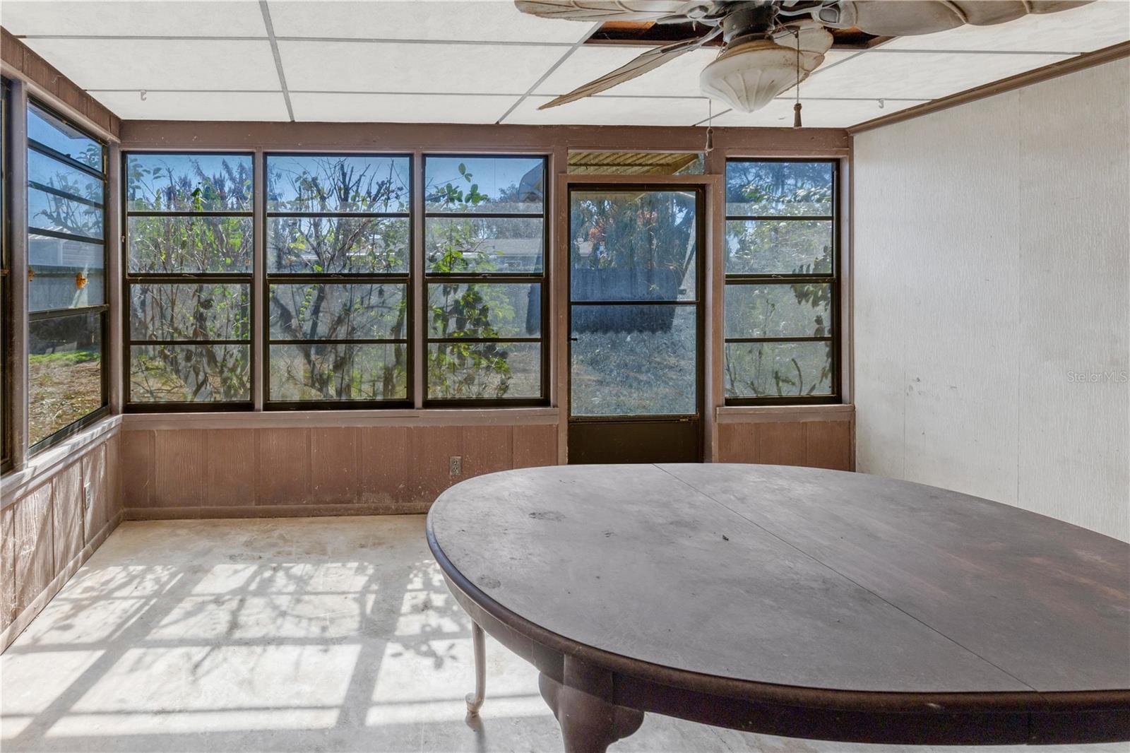 310 KENMORE RD — photo 23