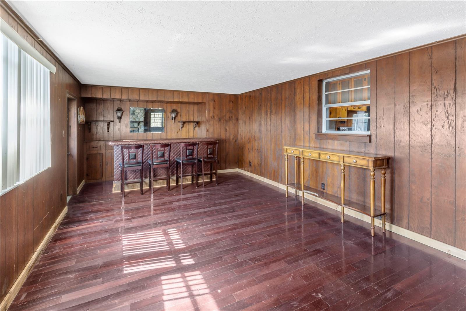 310 KENMORE RD — photo 12