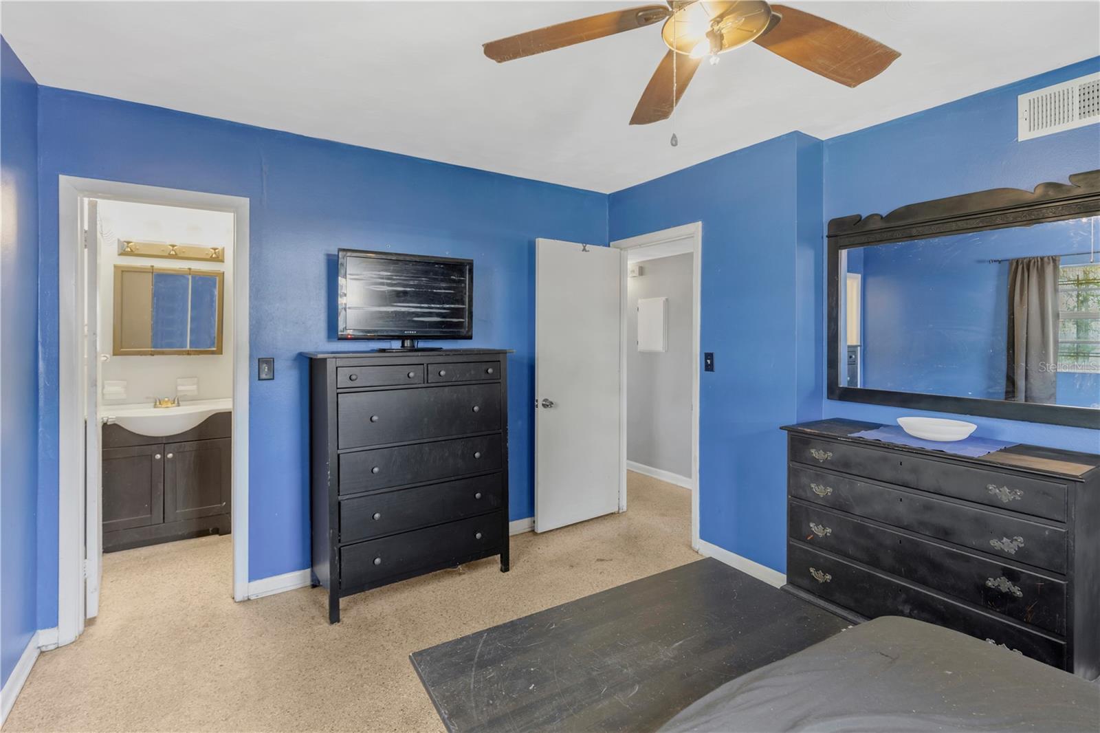 310 KENMORE RD — photo 19