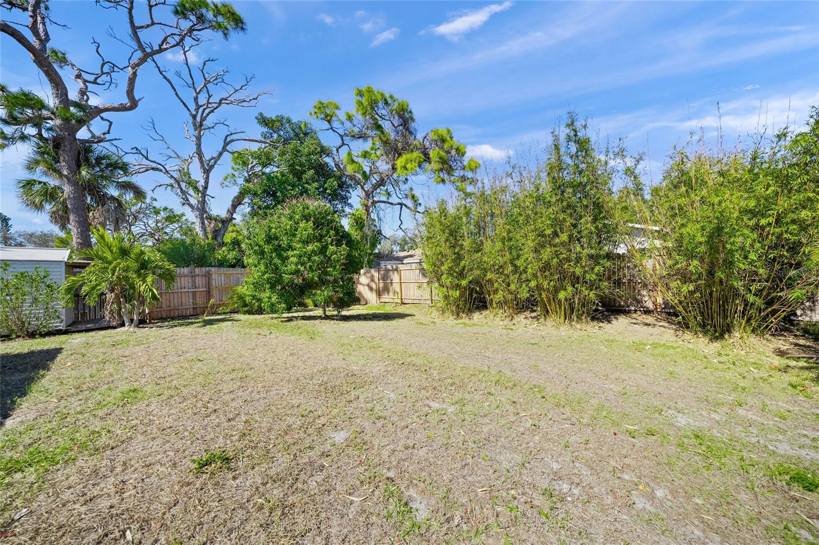 116 AVENIDA LA PALMA — photo 35