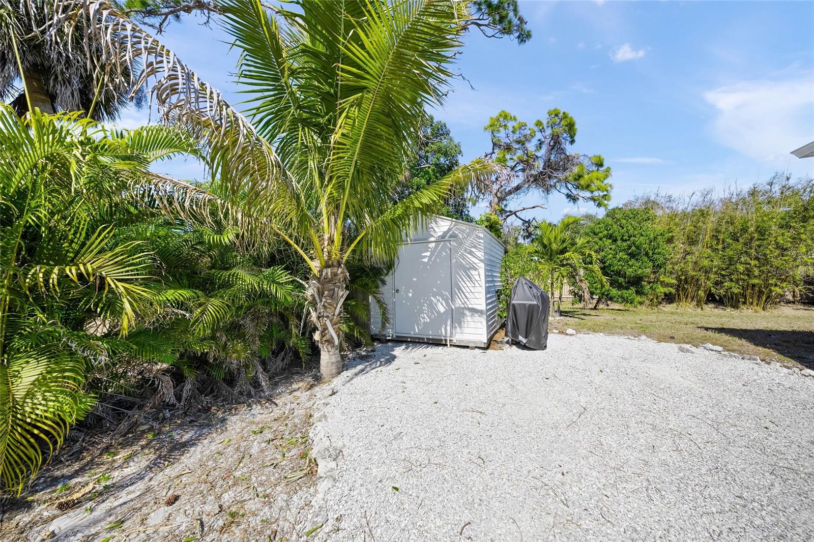116 AVENIDA LA PALMA — photo 40