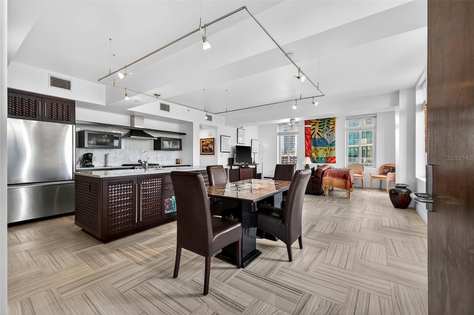 405 CENTRAL AVE #600 — photo 4