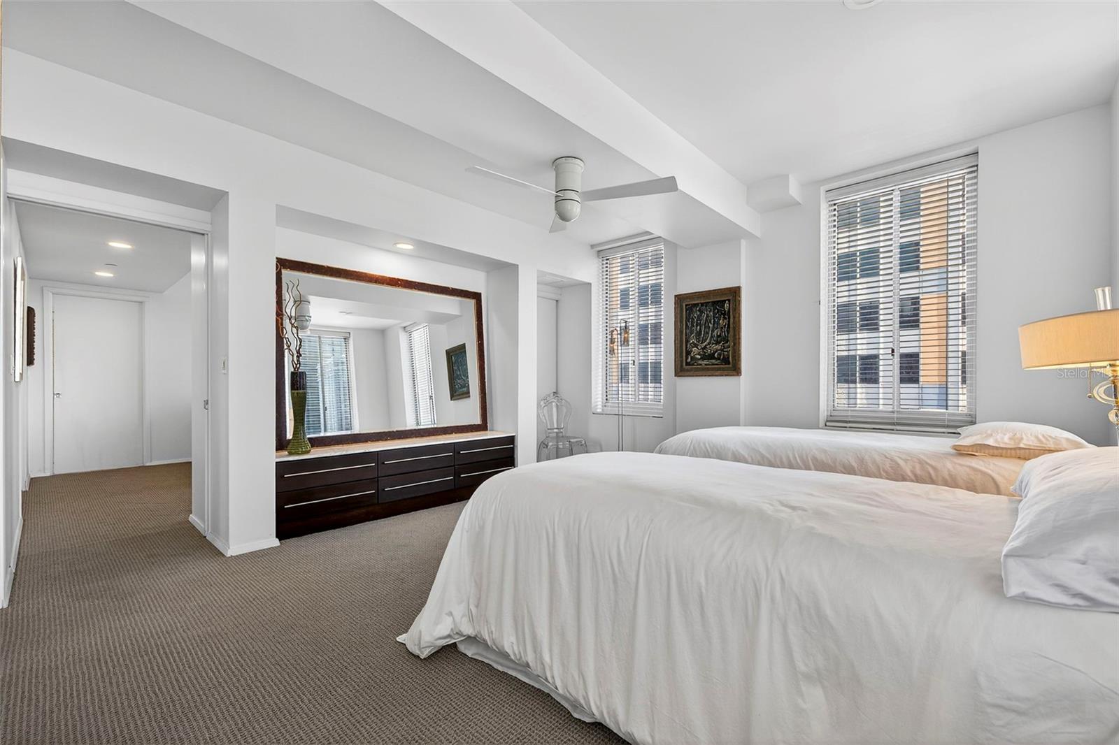 405 CENTRAL AVE #600 — photo 23