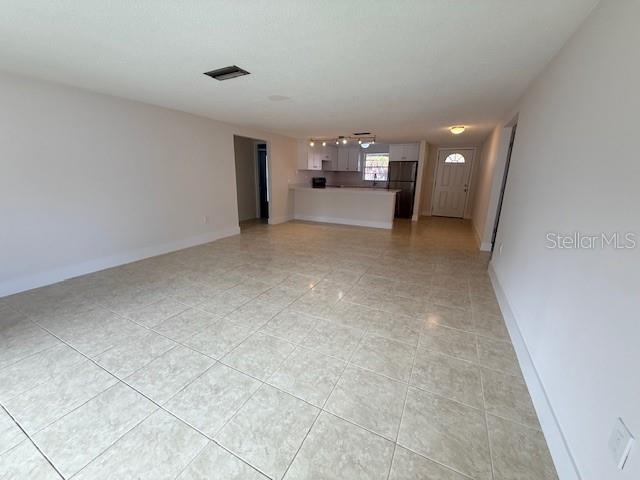 600 RUSSELL ST — photo 4