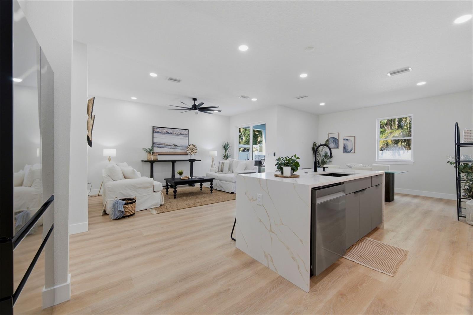6805 S ELEMETA ST — photo 19