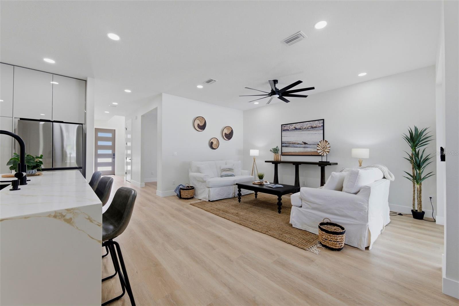 6805 S ELEMETA ST — photo 24