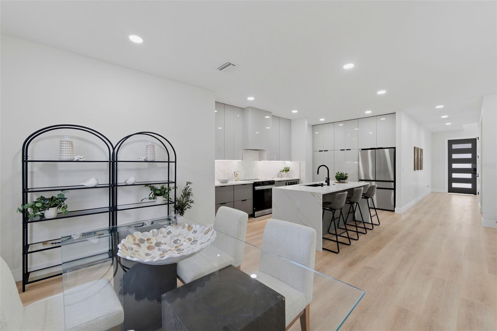 6805 S ELEMETA ST — photo 30