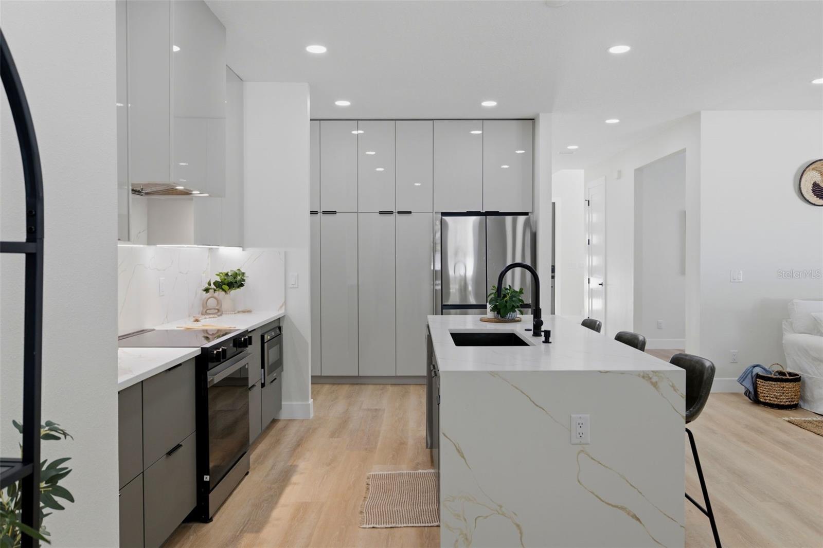 6805 S ELEMETA ST — photo 17