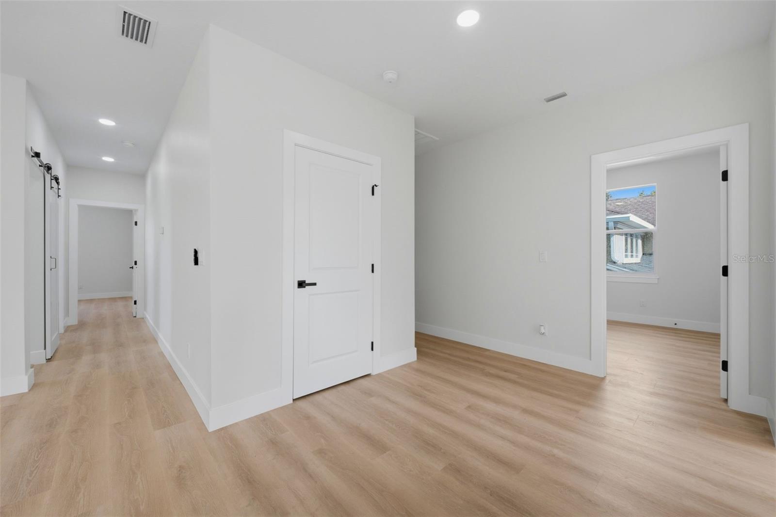 6805 S ELEMETA ST — photo 38