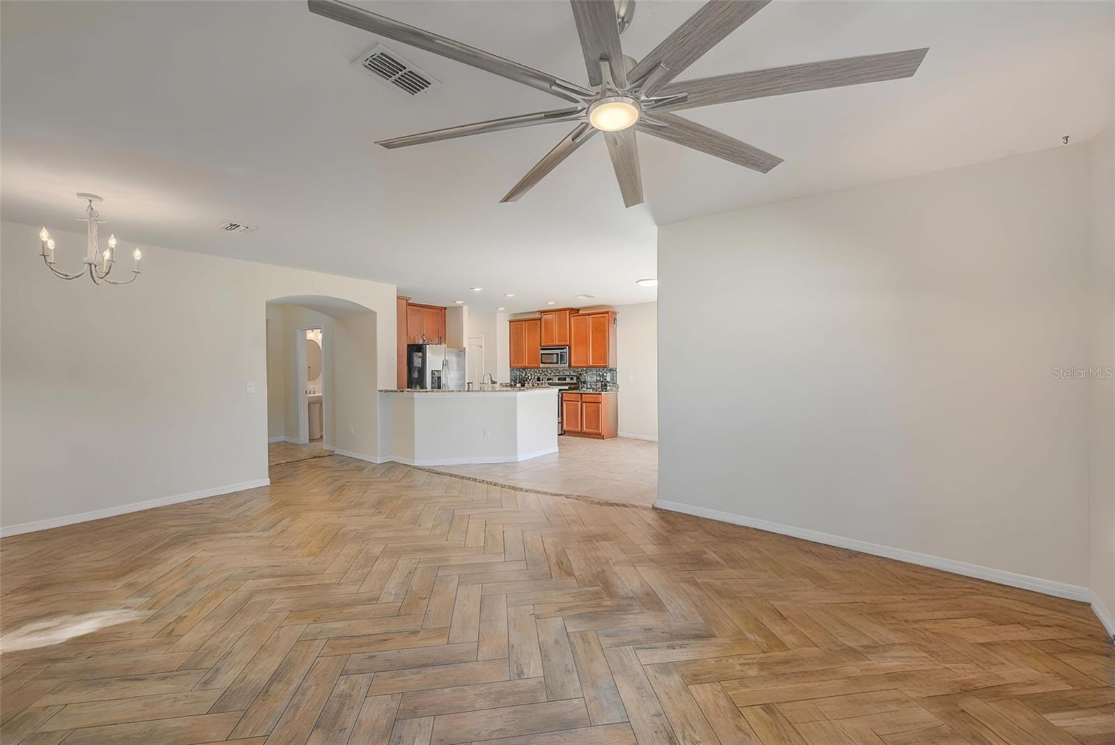 1902 HAWKS VIEW DR — photo 16