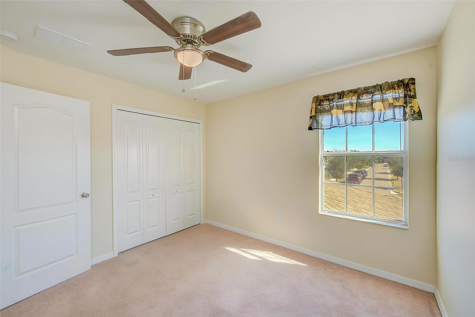 1902 HAWKS VIEW DR — photo 24