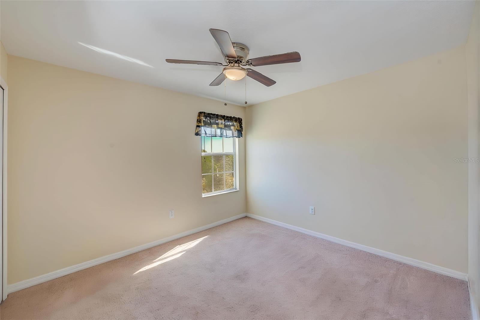 1902 HAWKS VIEW DR — photo 25