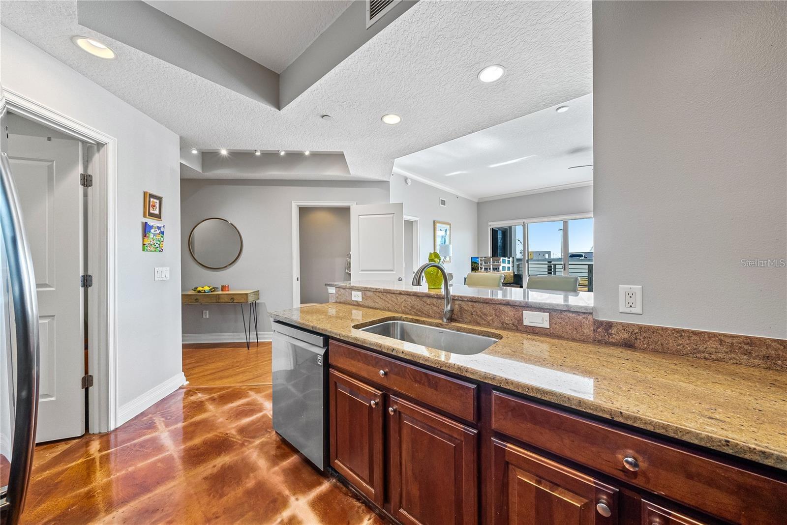 1209 E CUMBERLAND AVE #508 — photo 7