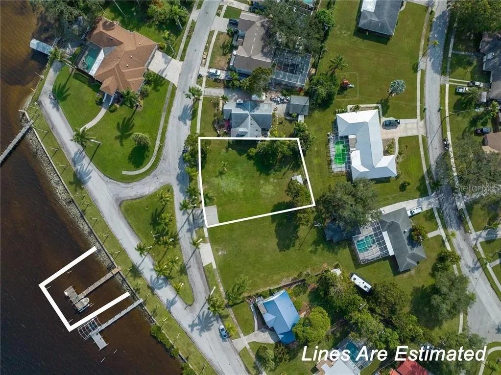 2520 RIVERSIDE DR E — photo 3