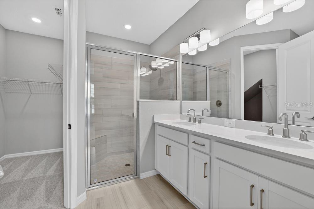 13419 COMMONS AVE — photo 4