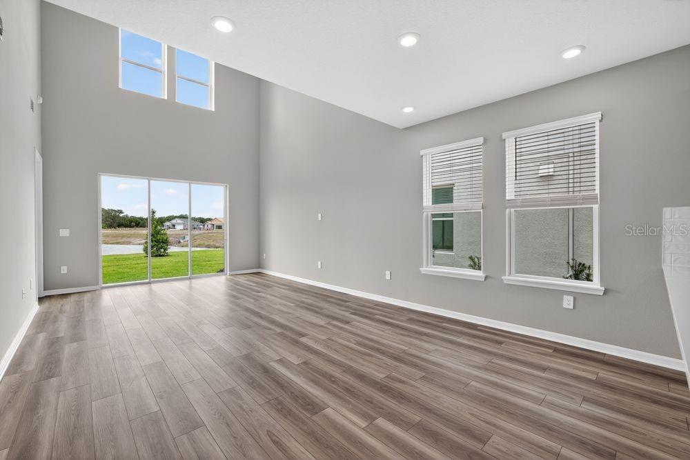 13419 COMMONS AVE — photo 3
