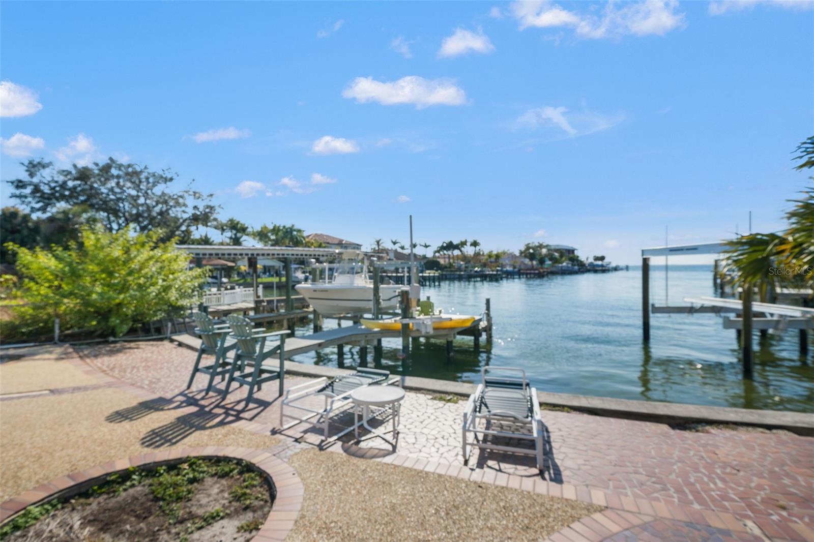 2605 S BEACH DR — photo 9