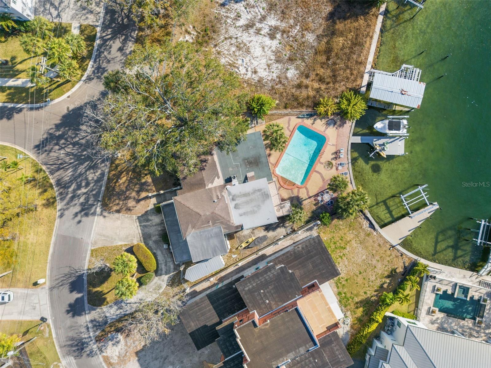 2605 S BEACH DR — photo 14