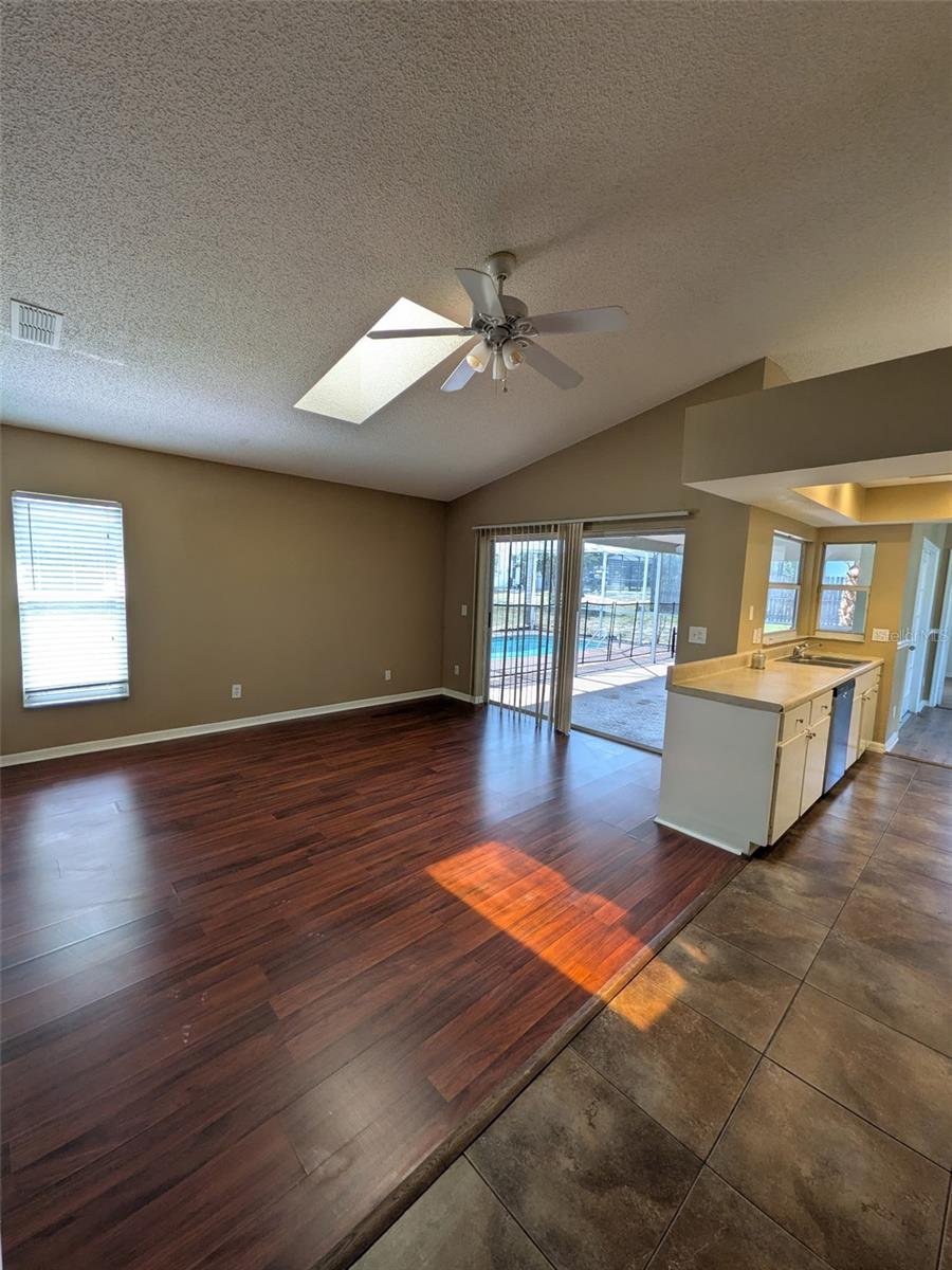 8316 SUMMERSIDE LN — photo 16