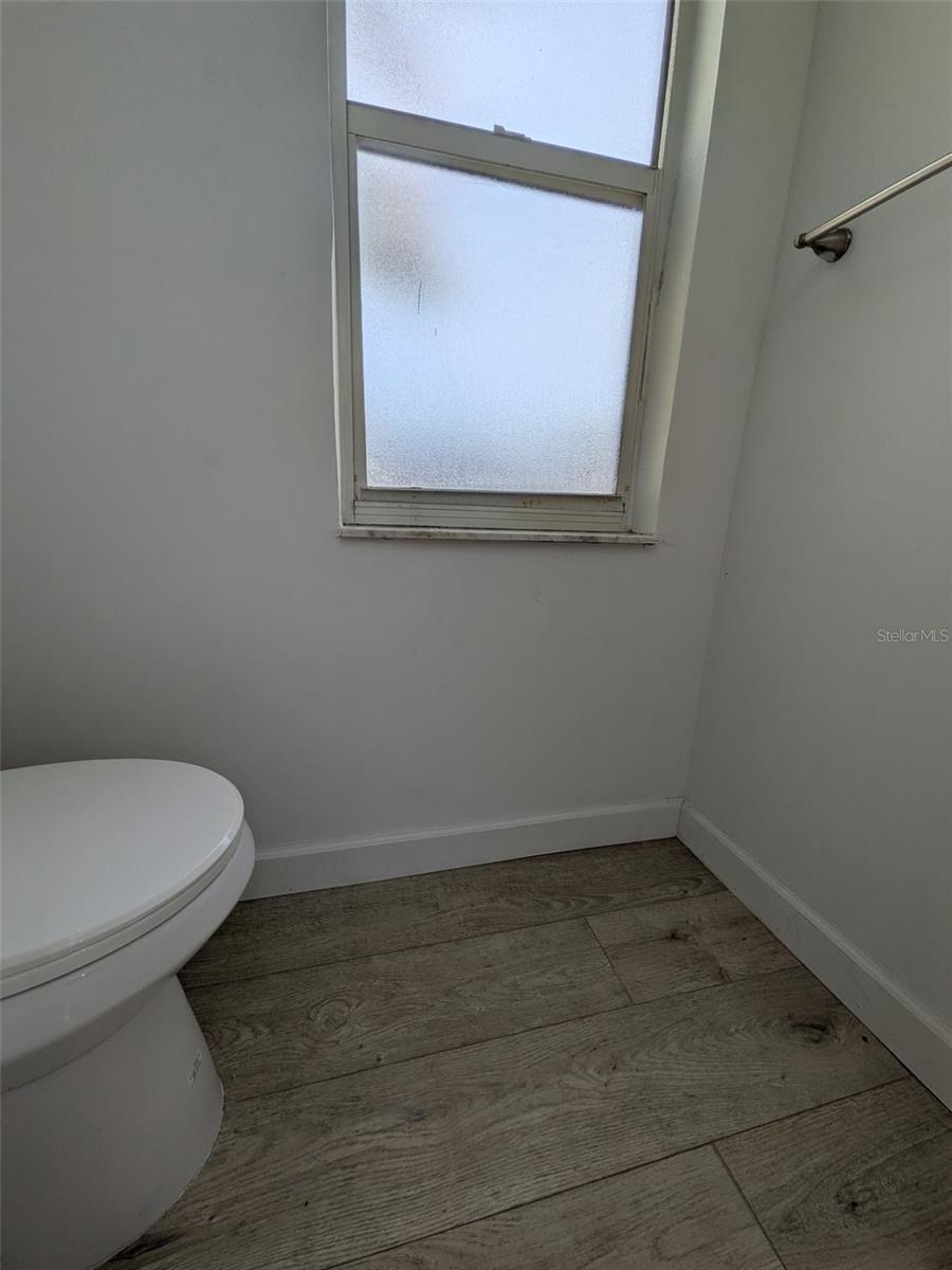 8316 SUMMERSIDE LN — photo 8