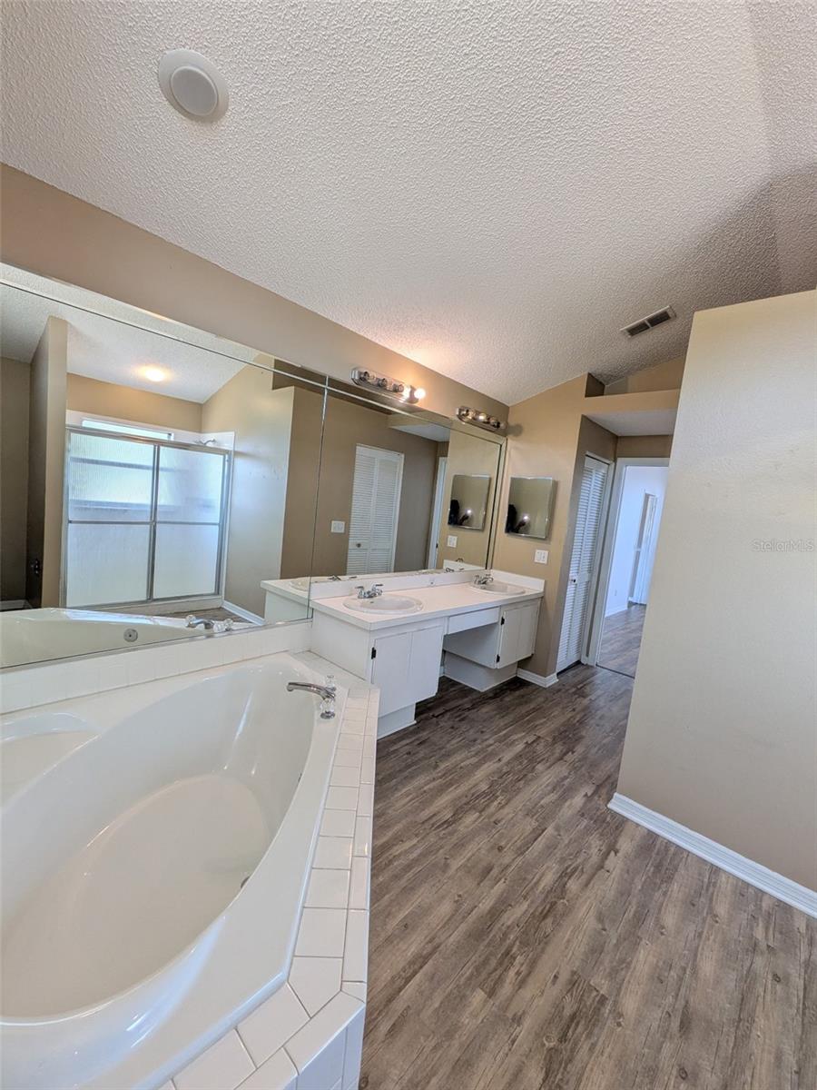 8316 SUMMERSIDE LN — photo 6