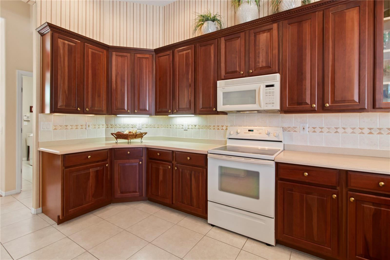 7891 KAVANAGH CT — photo 18
