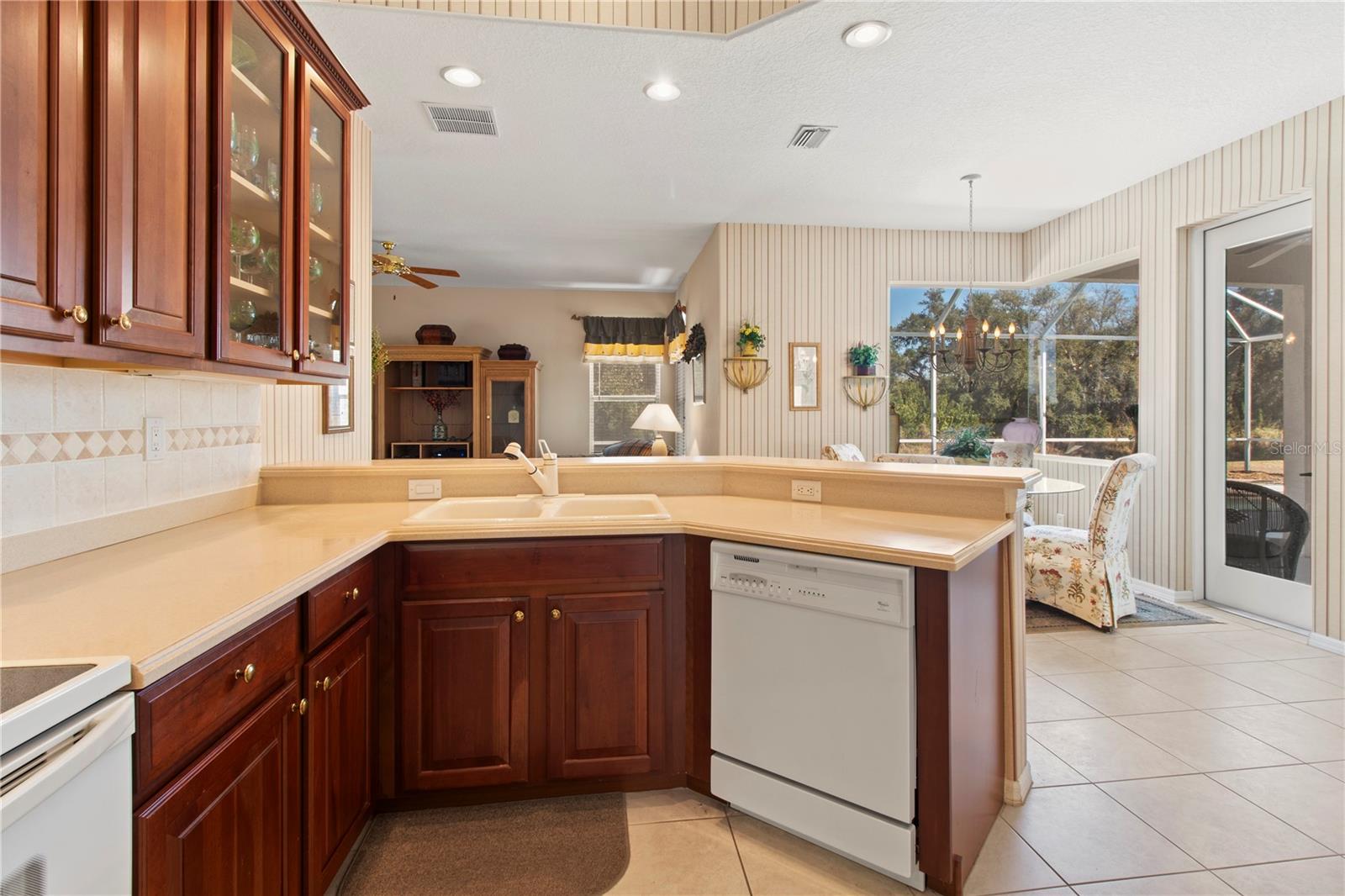 7891 KAVANAGH CT — photo 16