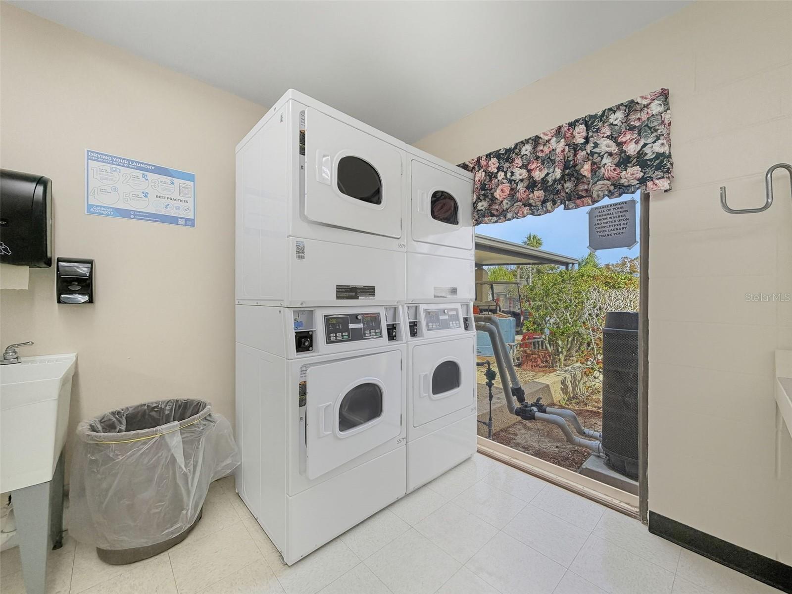 4233 STRATFORD DR #D — photo 59