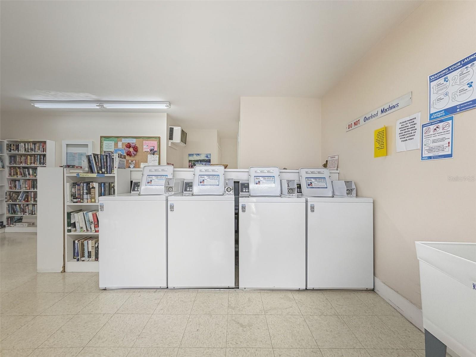4233 STRATFORD DR #D — photo 58