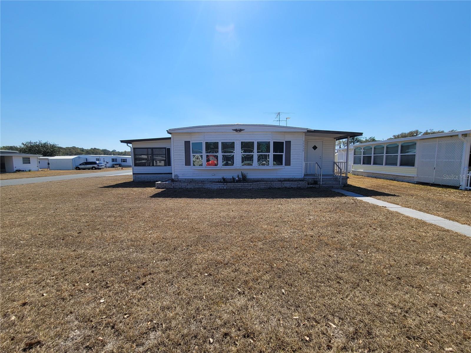 39438 ROCKFORD AVE — photo 46