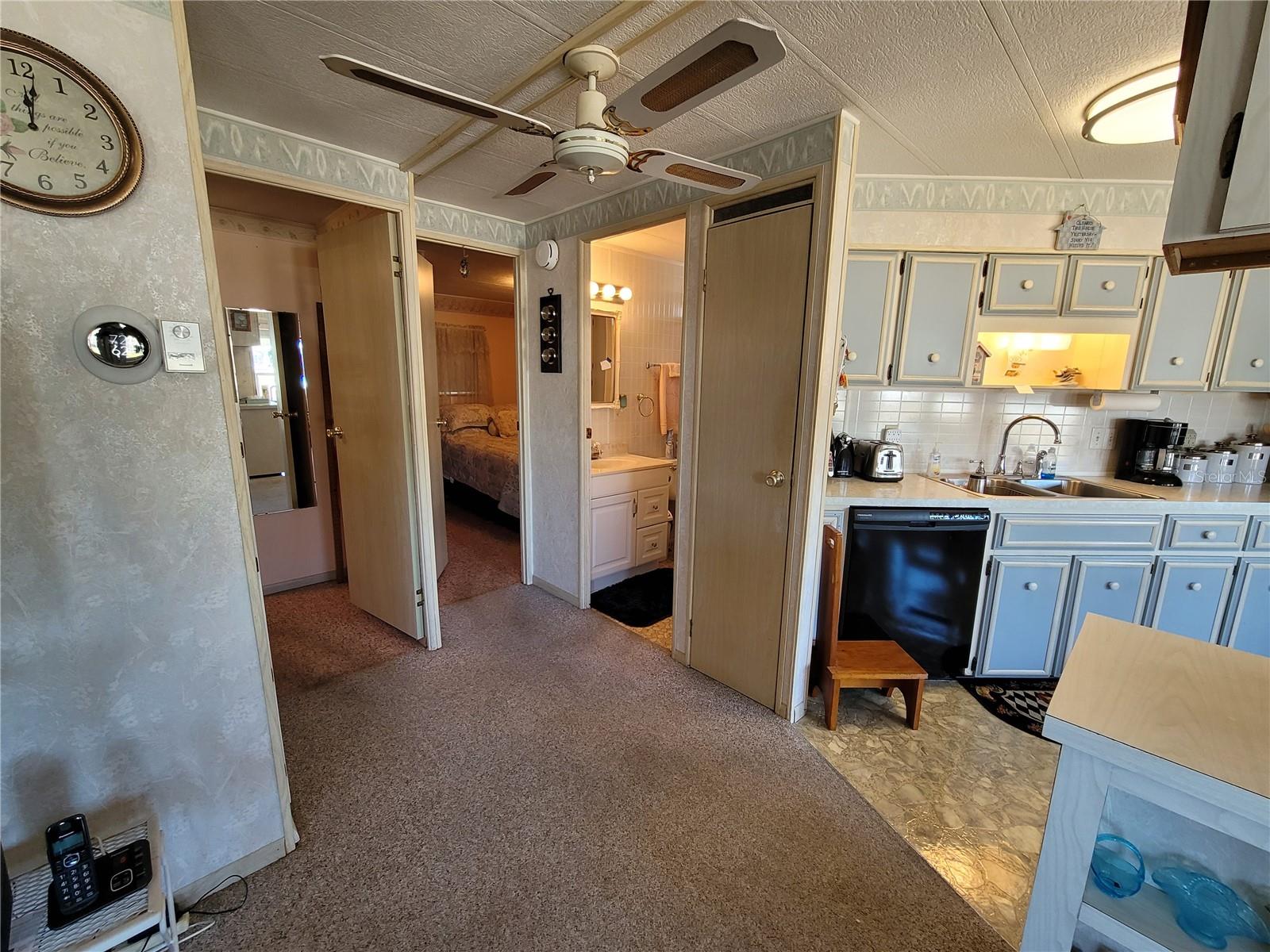 39438 ROCKFORD AVE — photo 11