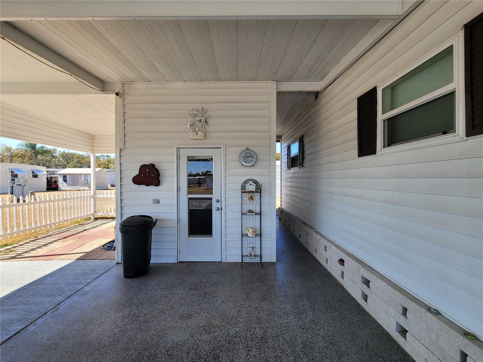 39438 ROCKFORD AVE — photo 34
