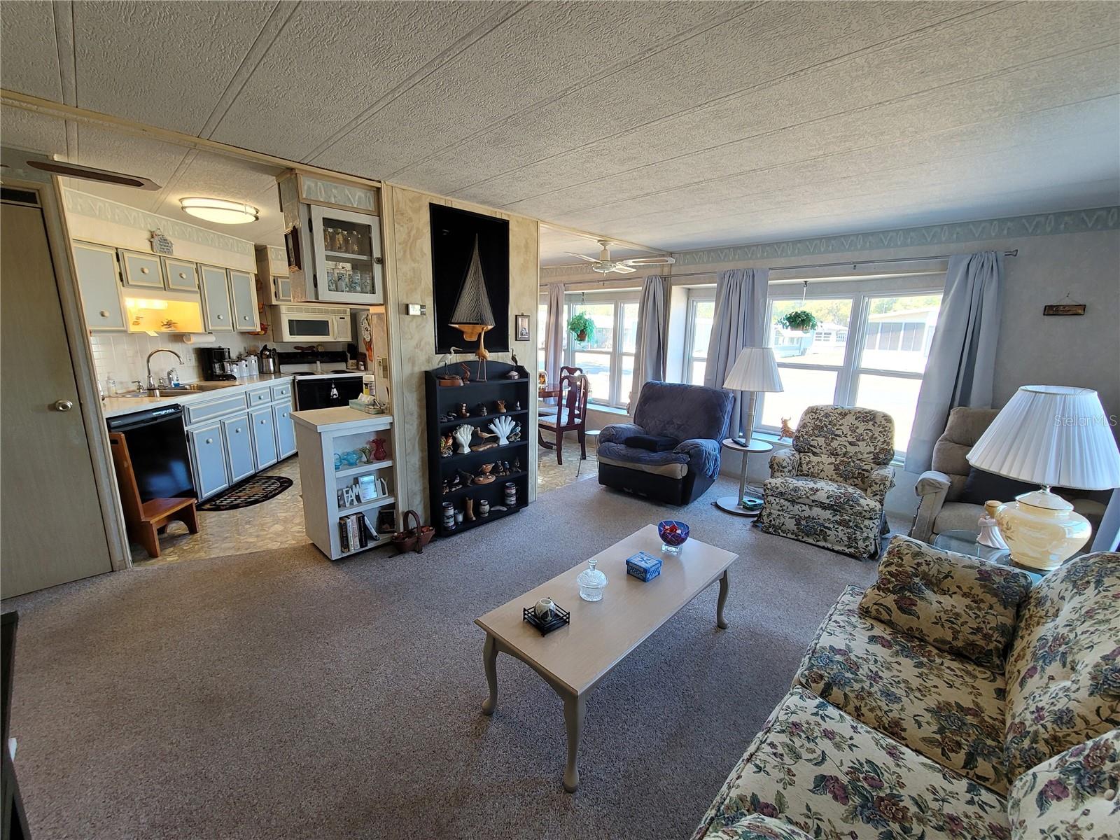 39438 ROCKFORD AVE — photo 9