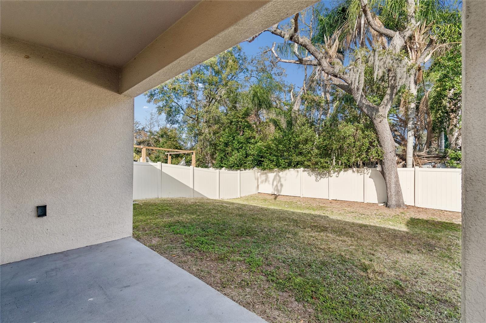 5221 HILLSIDE MEADOW PL — photo 31