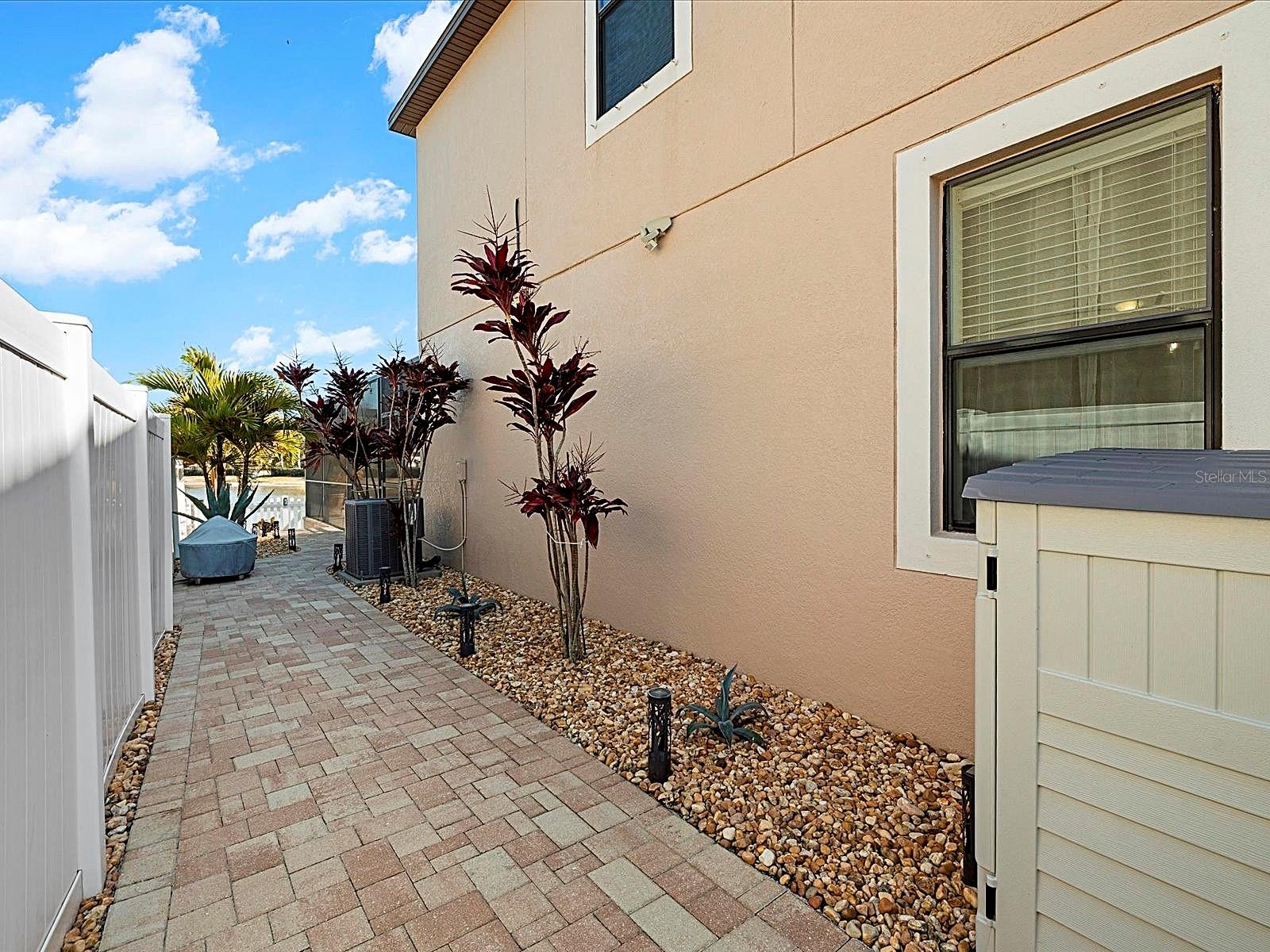 1716 HADDEN HALL PL — photo 40