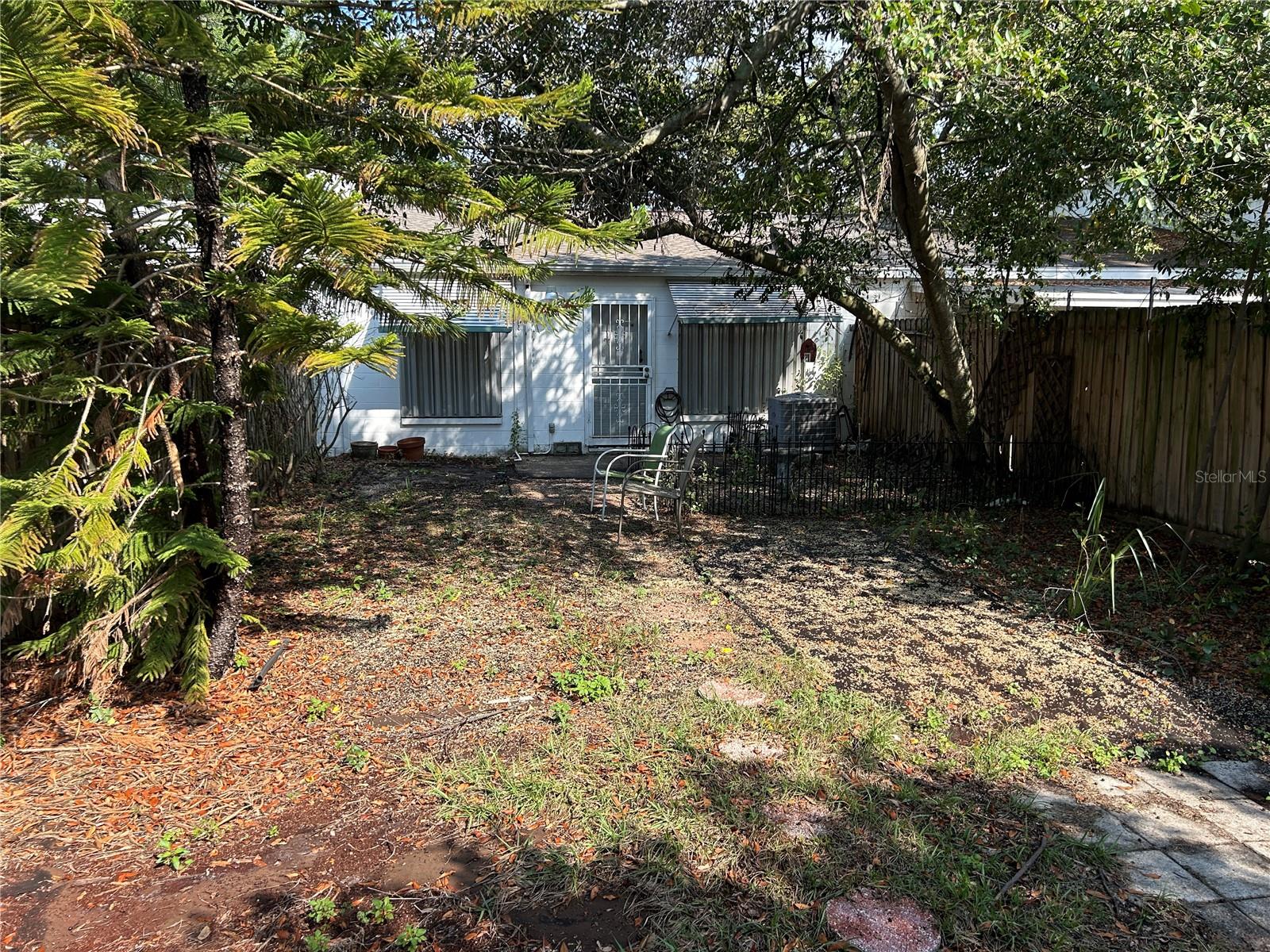 515 S MATANZAS AVE — photo 33