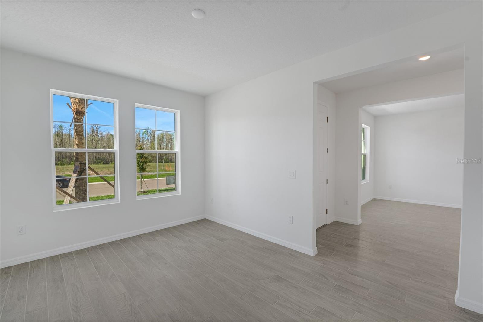 17453 VALLEYWOOD PKWY — photo 9