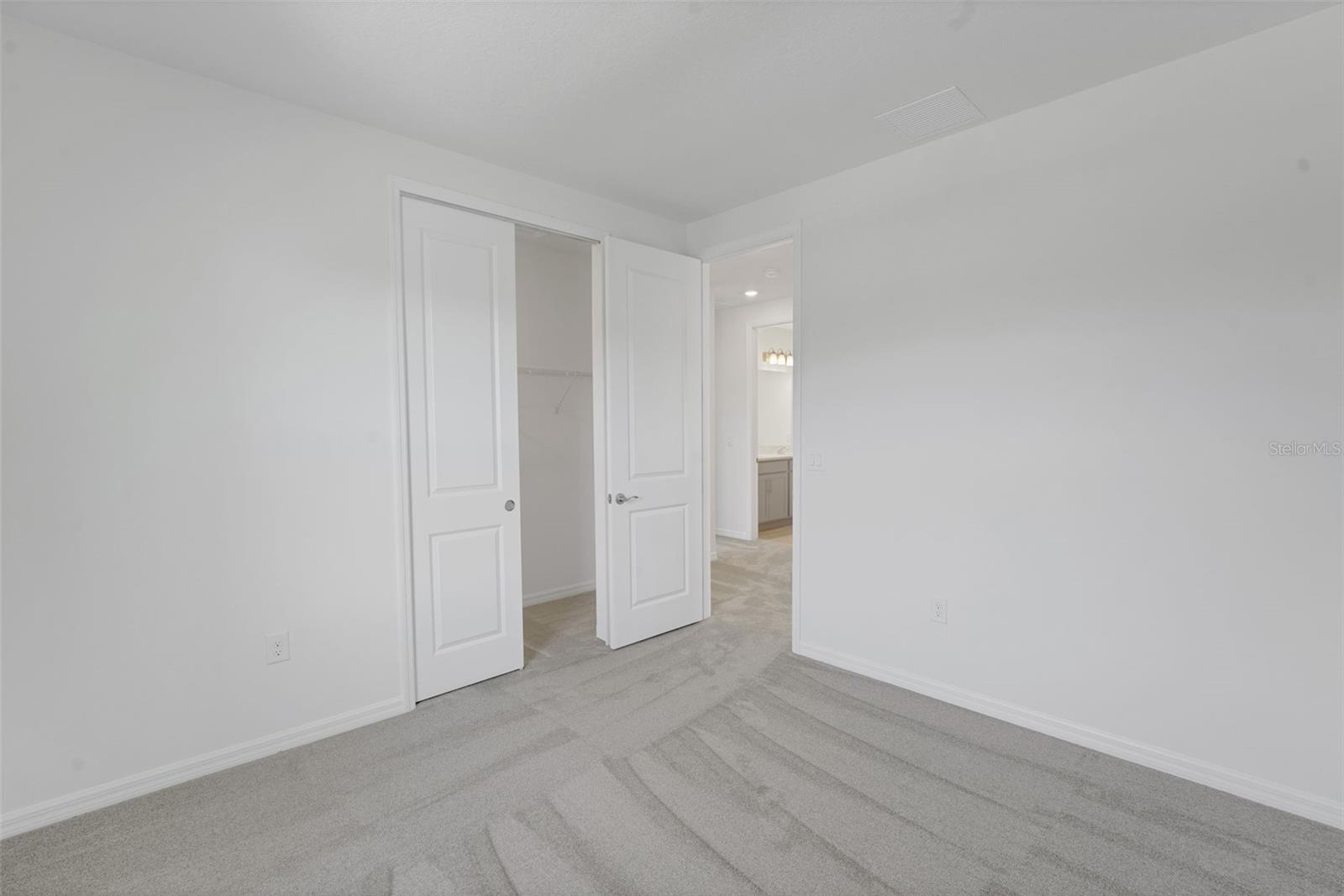17453 VALLEYWOOD PKWY — photo 42