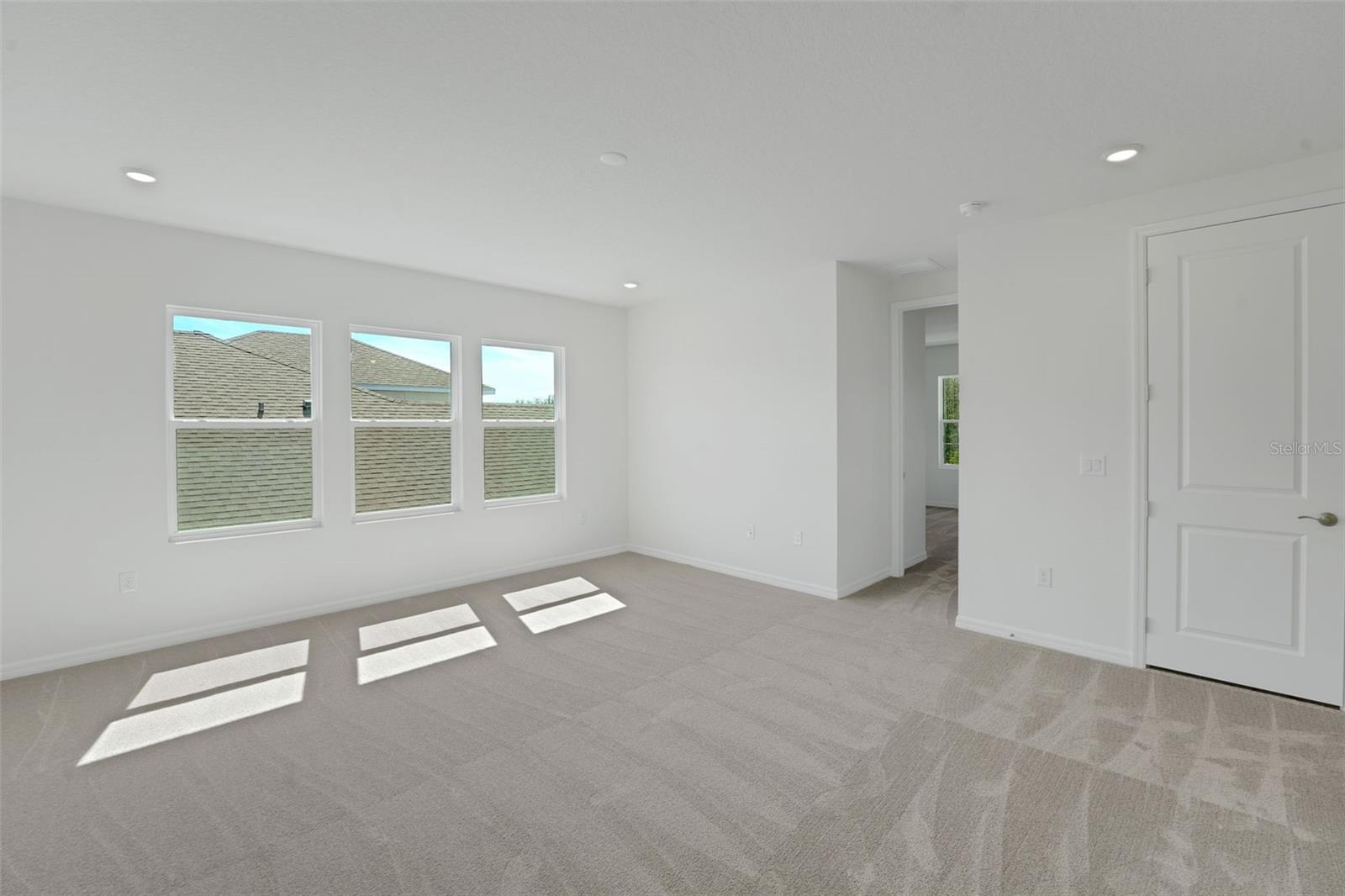 17453 VALLEYWOOD PKWY — photo 33