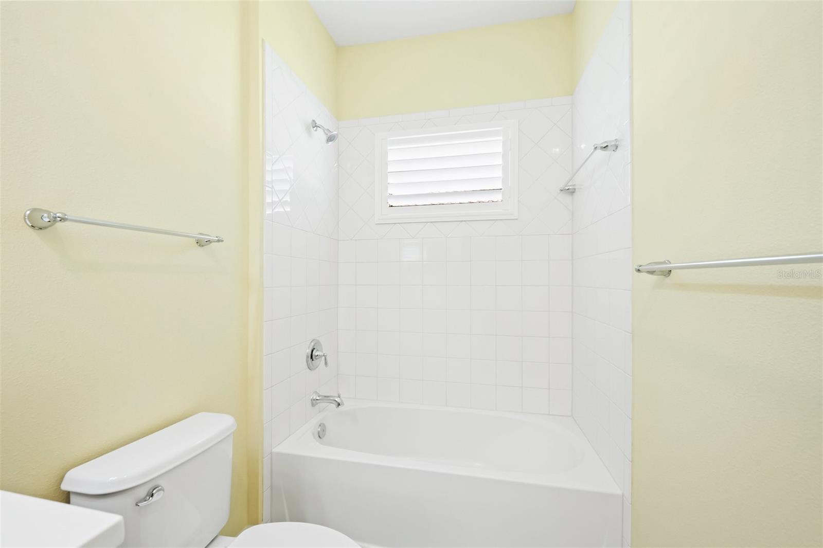 243 CASSANO DR — photo 29