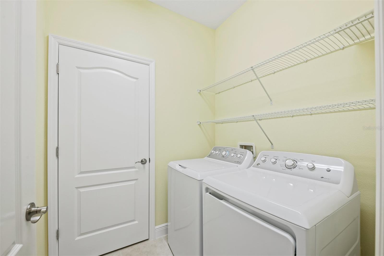 243 CASSANO DR — photo 30
