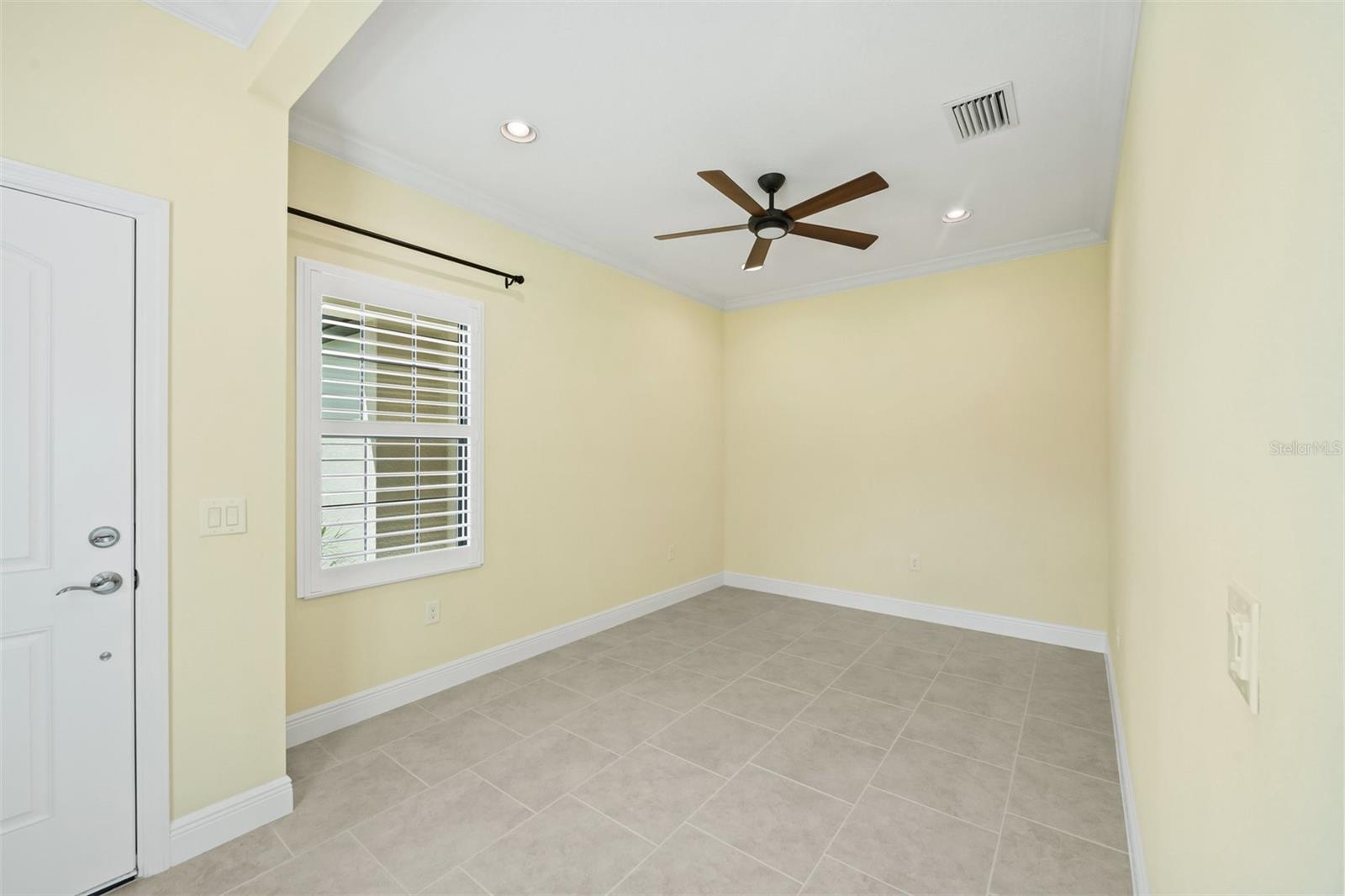 243 CASSANO DR — photo 7