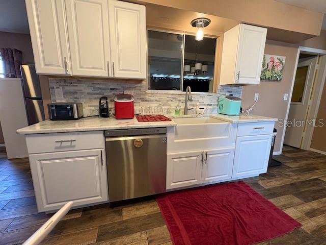 1021 AUGUSTA DR — photo 16