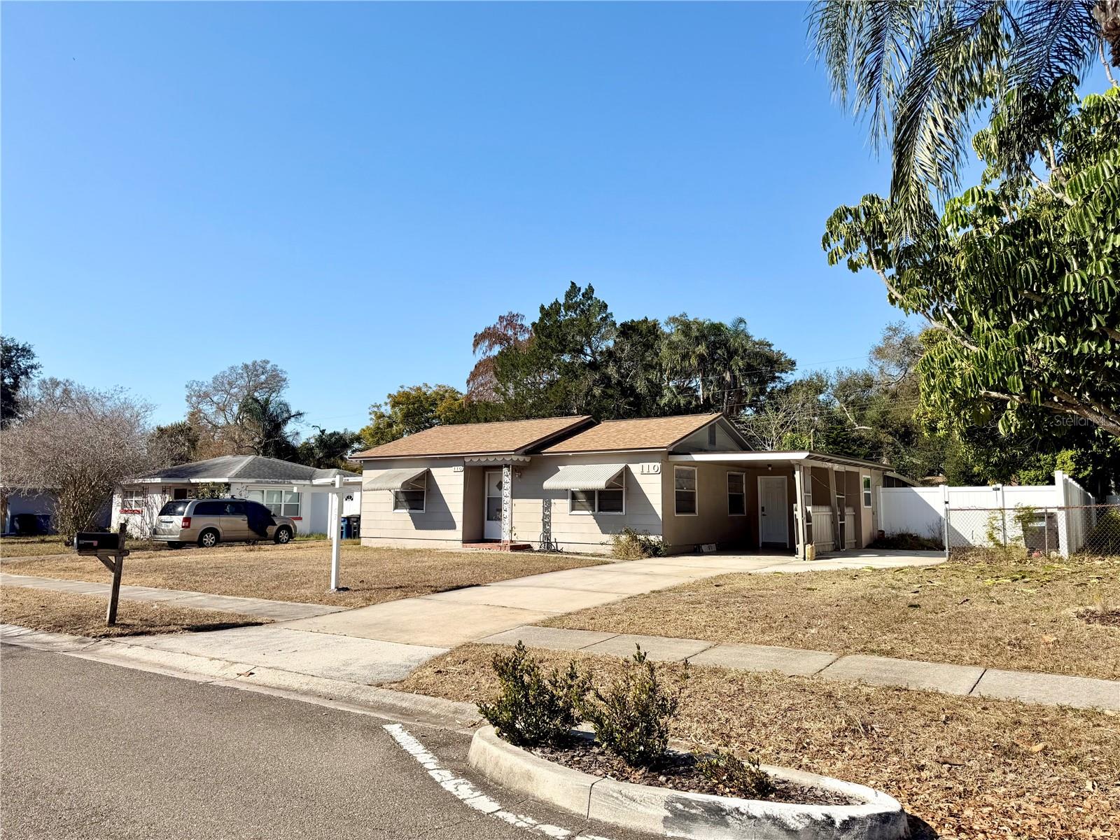 110 S CORONA AVE — photo 20