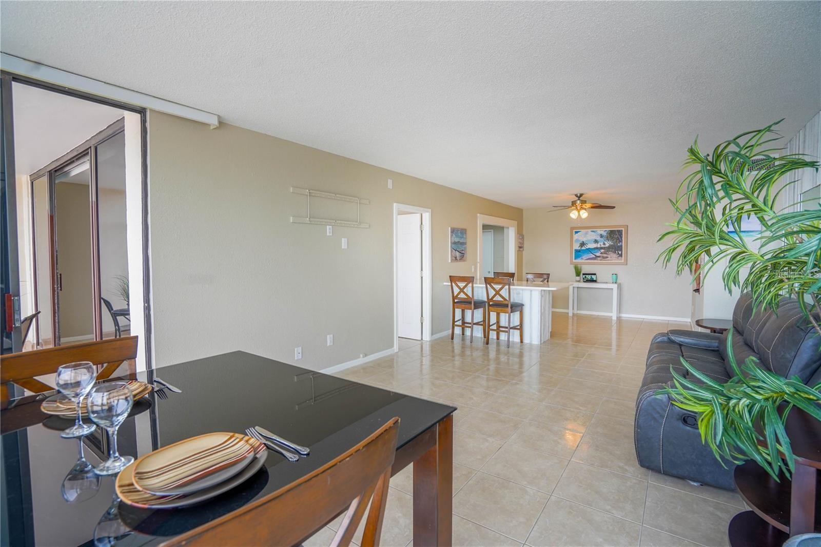 7100 SUNSHINE SKYWAY LN S #201 — photo 34
