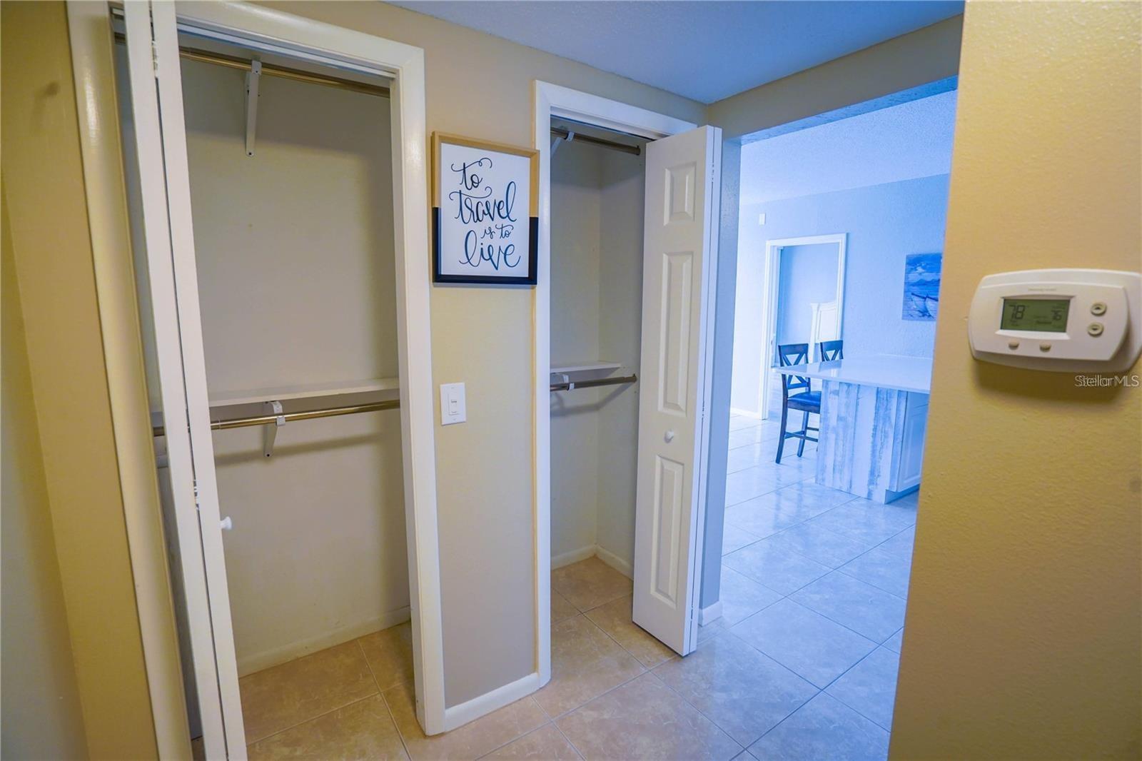 7100 SUNSHINE SKYWAY LN S #201 — photo 44
