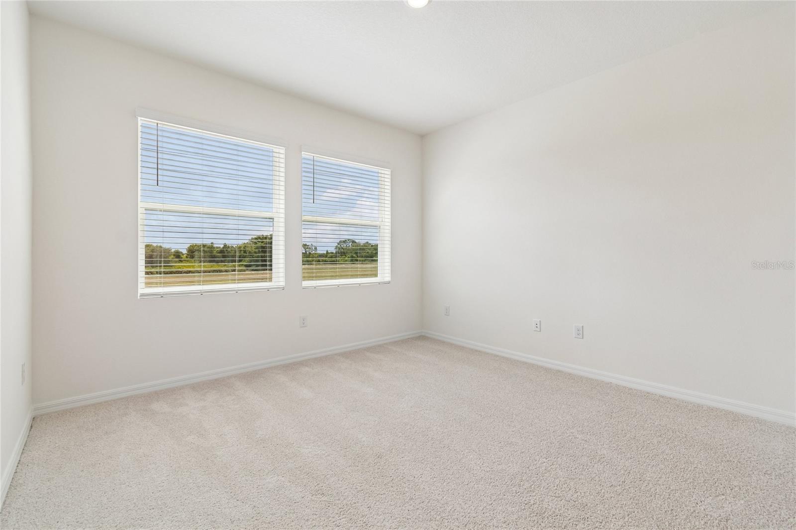 6406 JENSEN VIEW AVE — photo 13