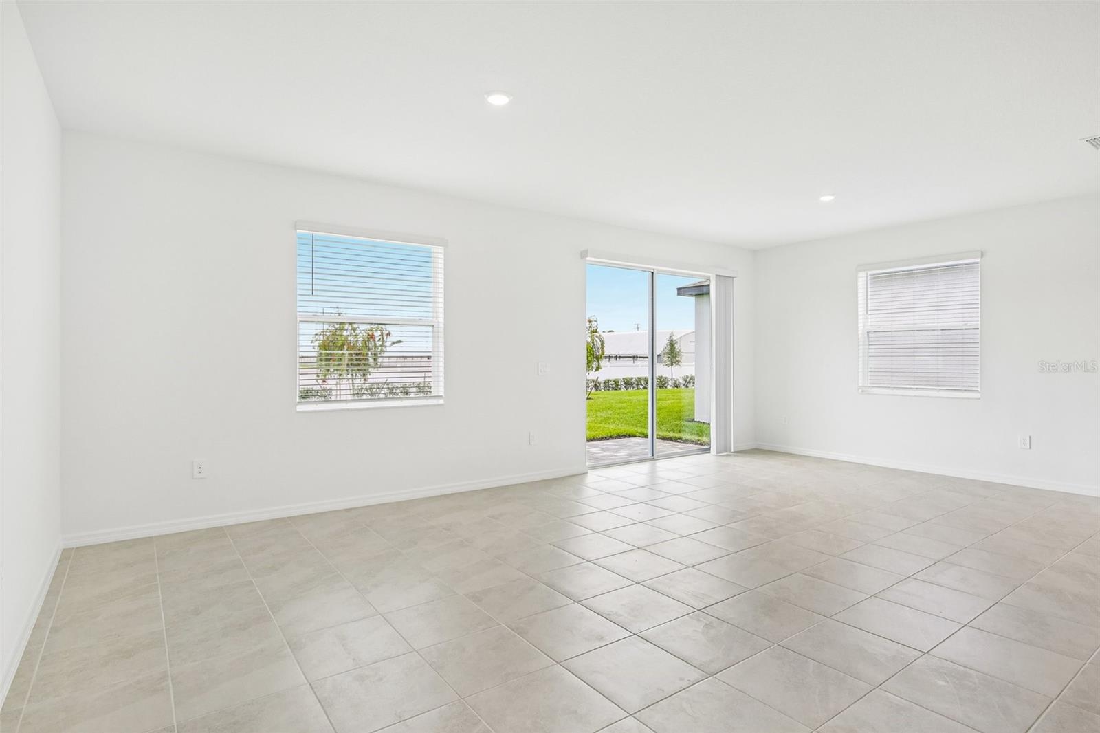 4516 OUTHAUL RUN — photo 11