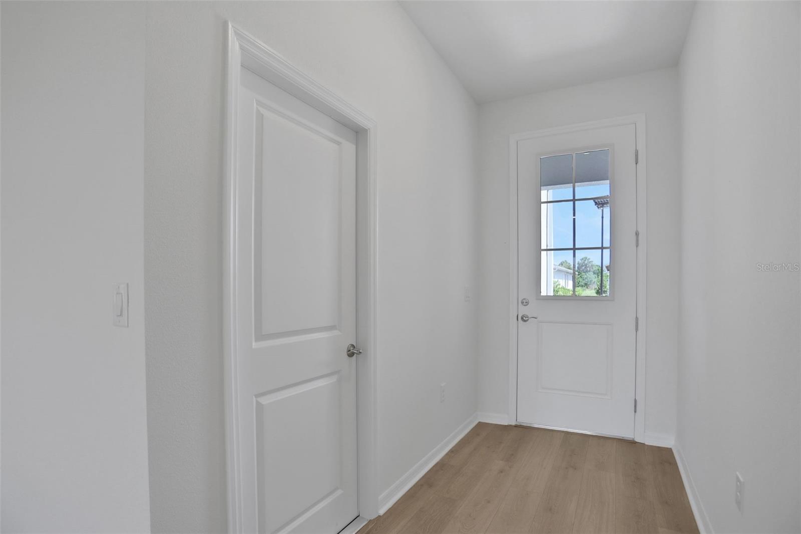 7570 SEA OAK CT — photo 4