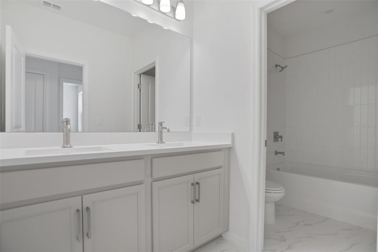 7570 SEA OAK CT — photo 25